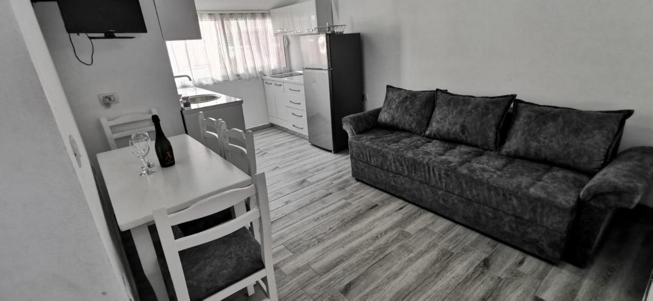 Mimoza Appartament Golem (Tirana)