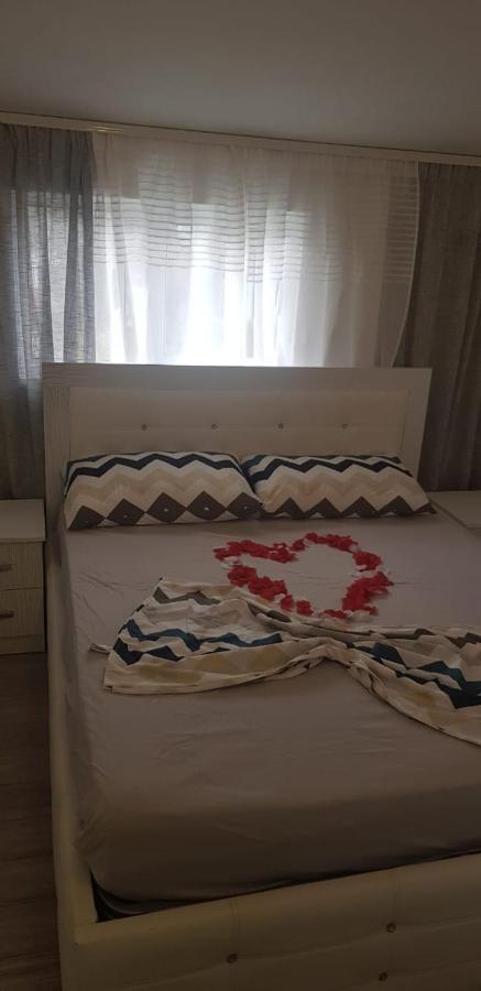 Mimoza Appartament Apartment Golem (Tirana)