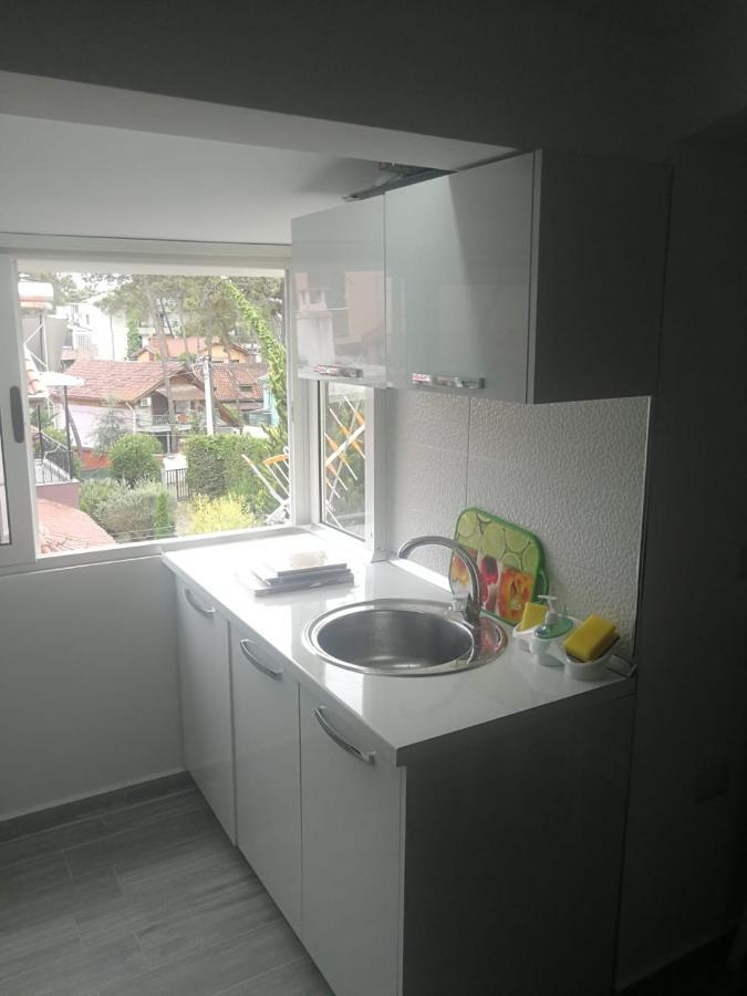 Mimoza Appartament Apartment *