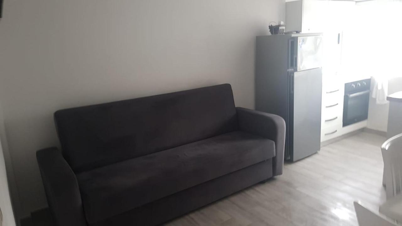 Mimoza Appartament Apartment *